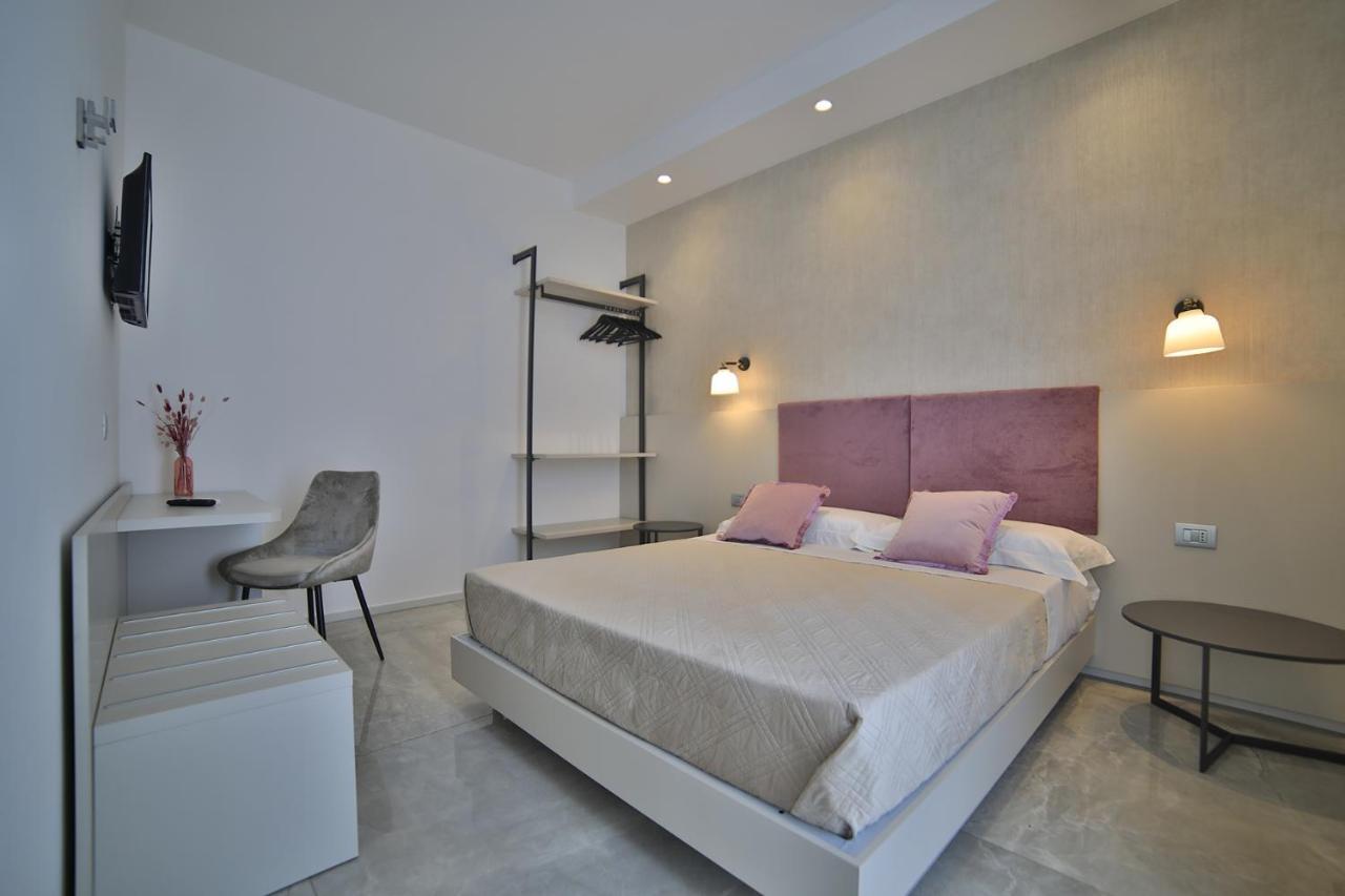 Calaluna Rooms Porto Cesareo Ngoại thất bức ảnh