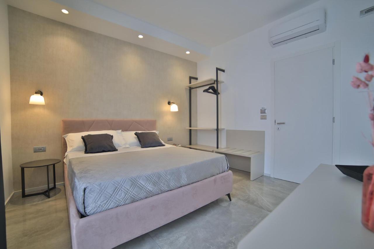 Calaluna Rooms Porto Cesareo Ngoại thất bức ảnh