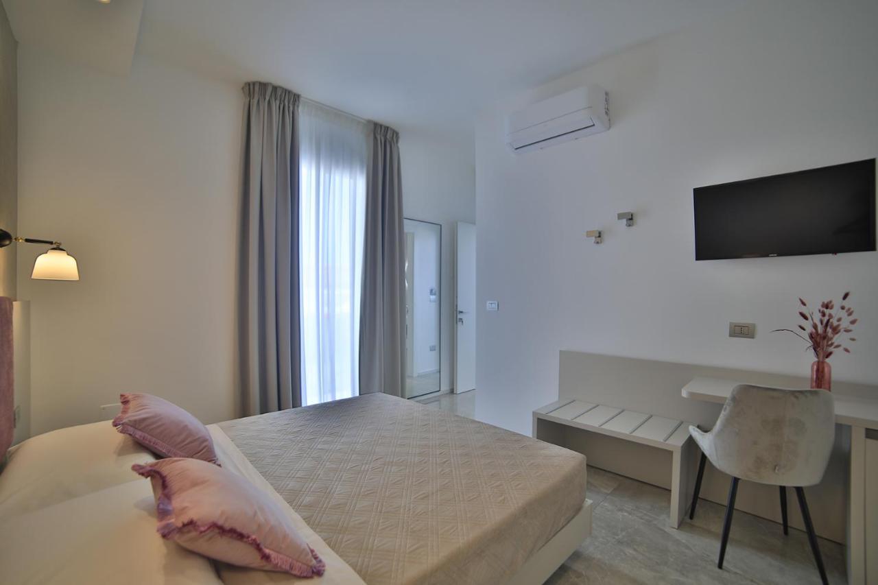 Calaluna Rooms Porto Cesareo Ngoại thất bức ảnh
